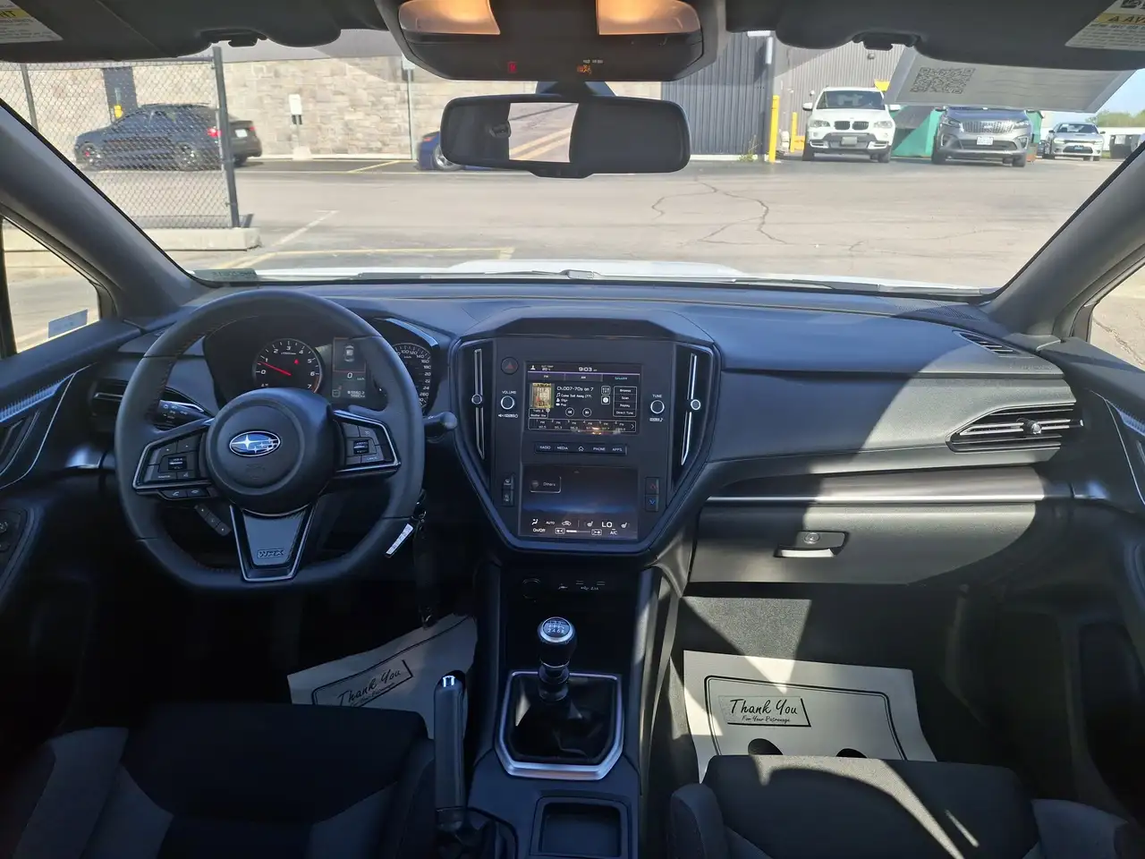 Subaru WRX снимка Subaru WRX