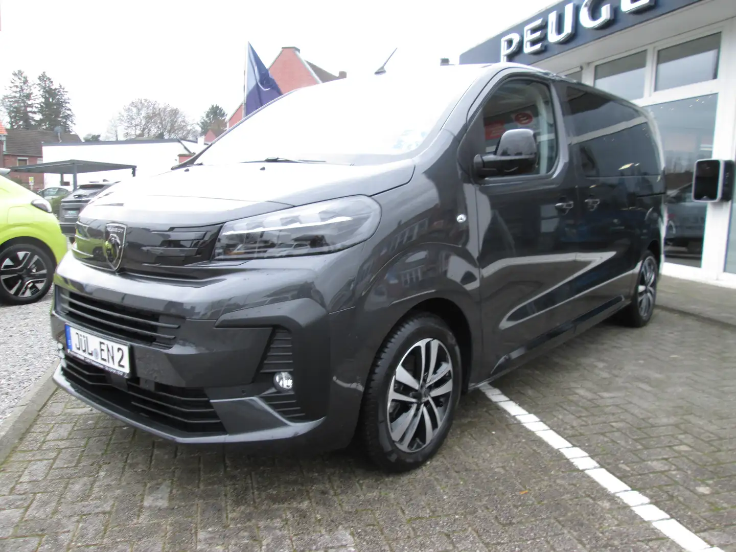 Peugeot Traveller Allure Blue HDI 180 Gris - 1