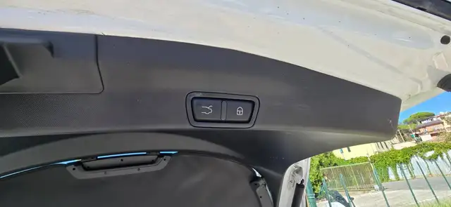 Alfa Romeo Stelvio view 10
