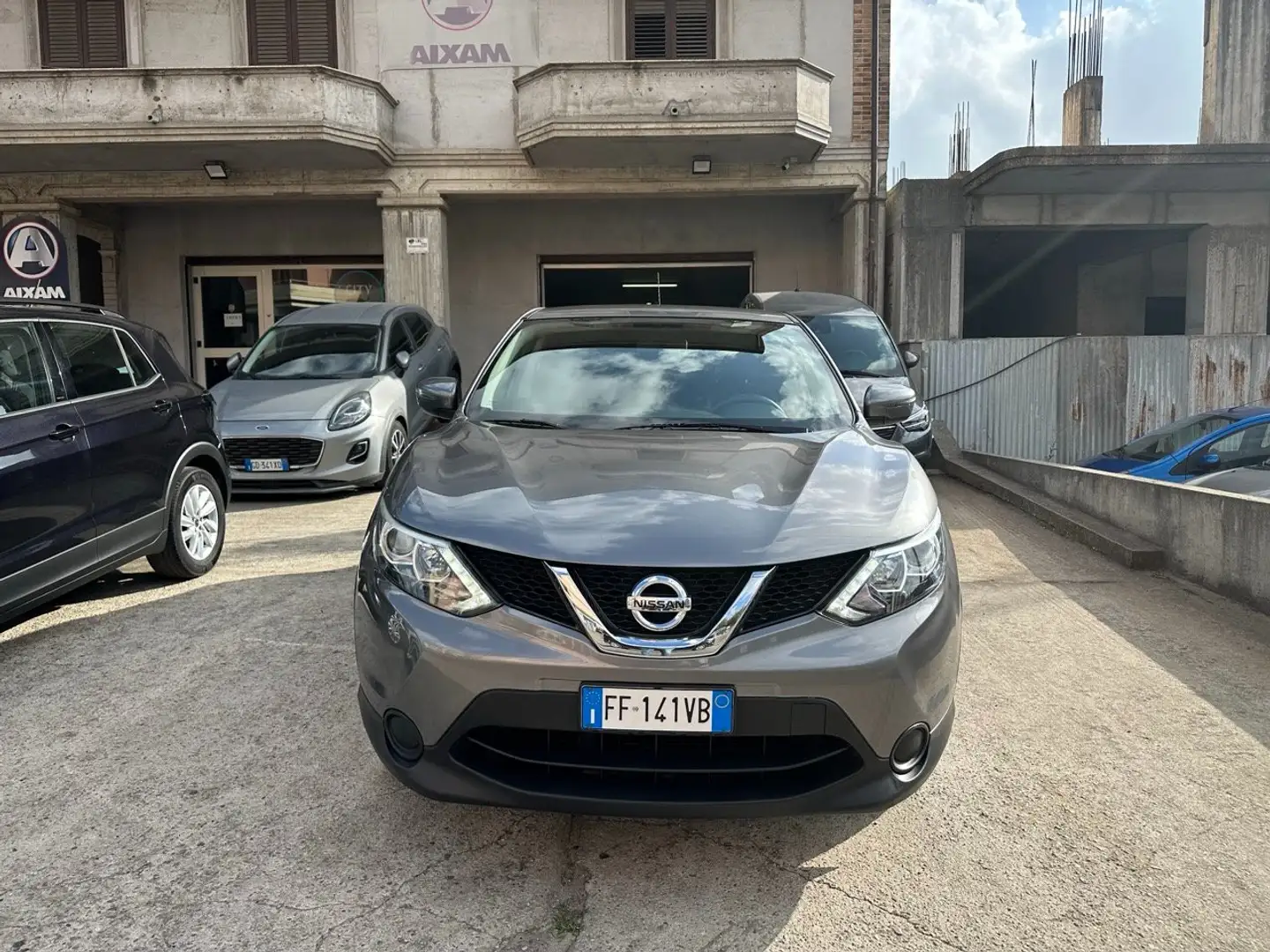 Nissan Qashqai Qashqai II 2014 1.5 dci Business 110cv E6 Grigio - 2