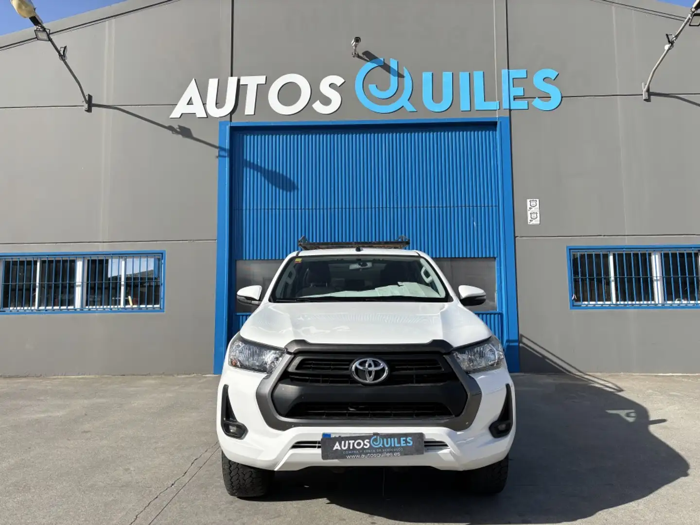 Toyota Hilux Cabina Doble GX Plus Weiß - 1