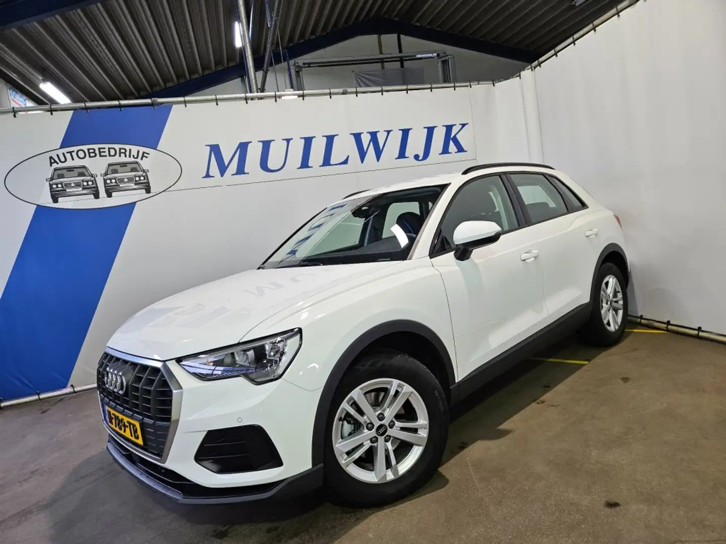 Audi Q3 35 TFSI Pro Line / Trekhaak / LED / NL Auto Weiß - 1