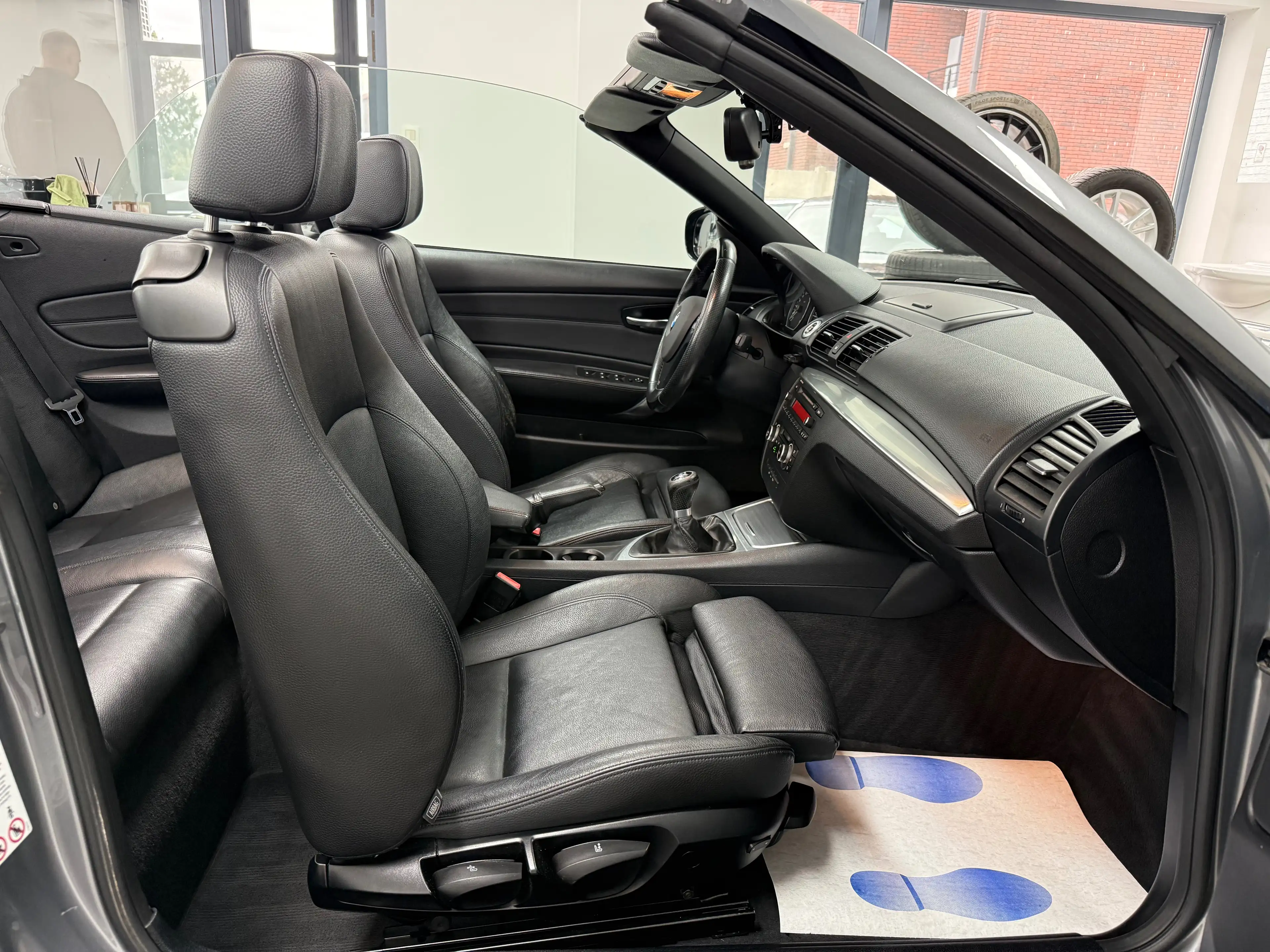 BMW 118 d/PACK M/Cabriolet/GARANTIE 12MOIS — photo 9