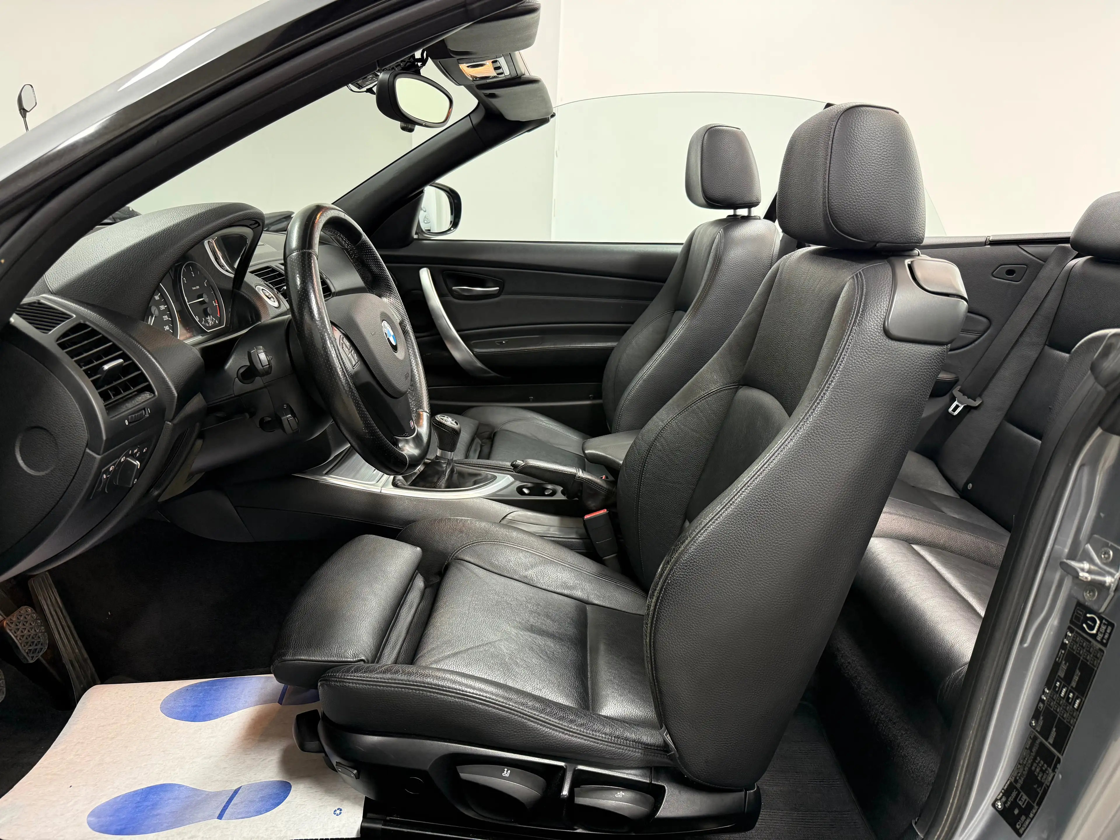 BMW 118 d/PACK M/Cabriolet/GARANTIE 12MOIS — photo 8
