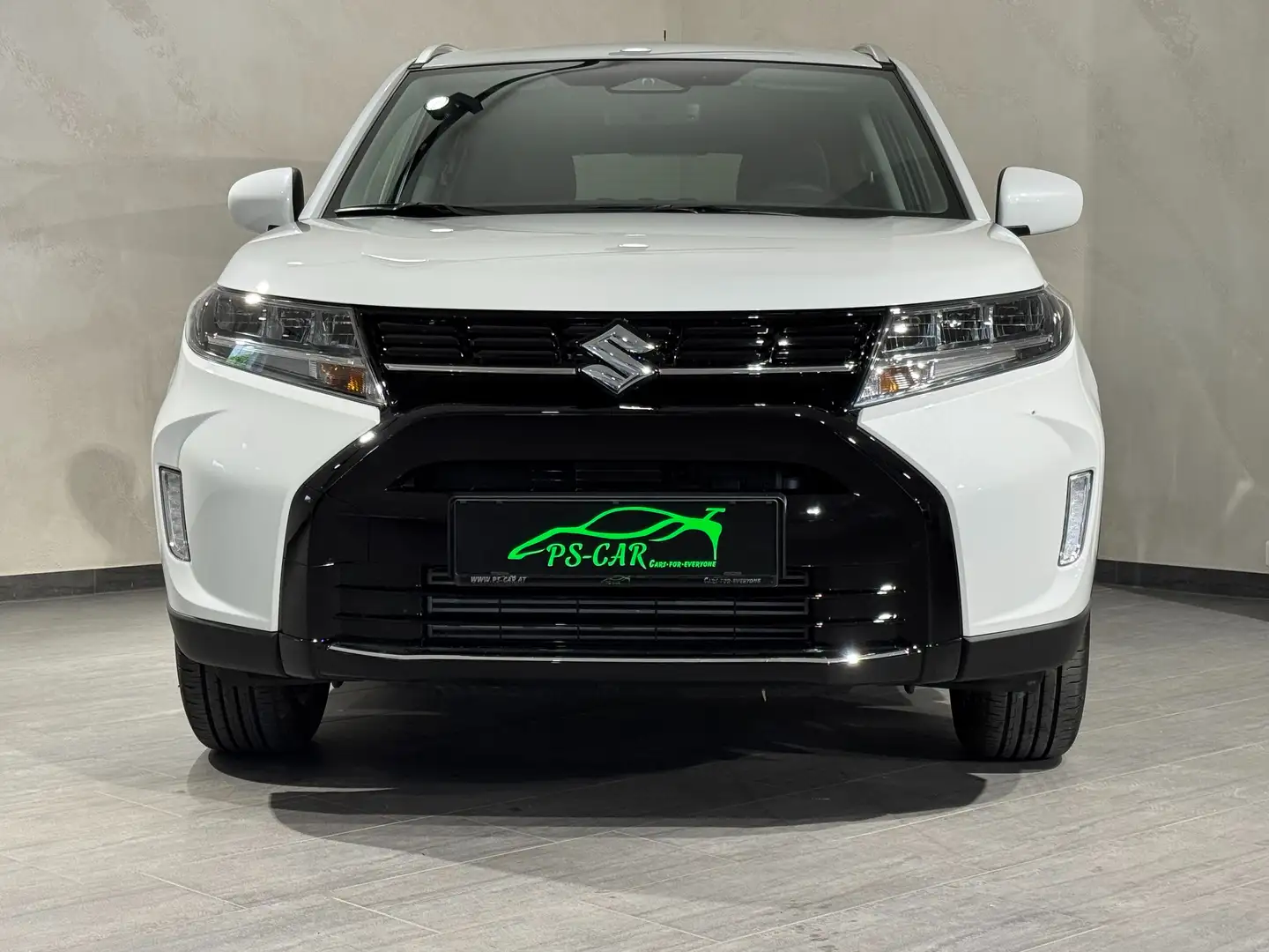 Suzuki Vitara 1.4 Hybrid**Allgrip**Shine**LED**Neues Modell** Weiß - 2