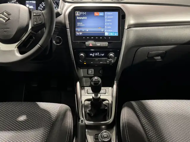Suzuki Vitara view 14