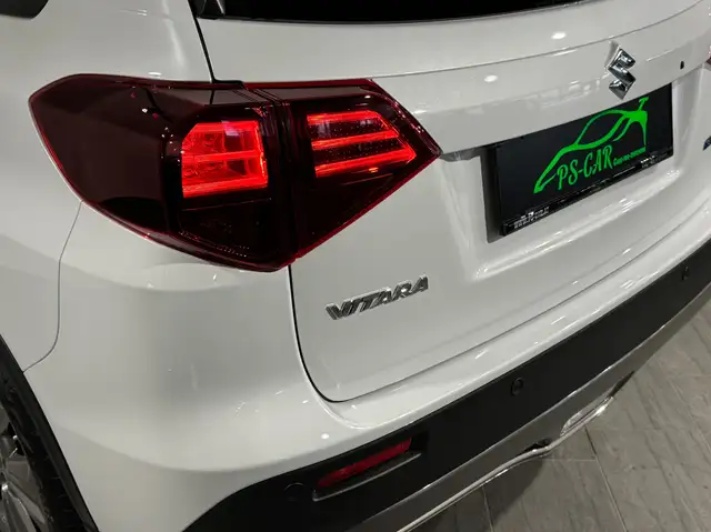 Suzuki Vitara view 8