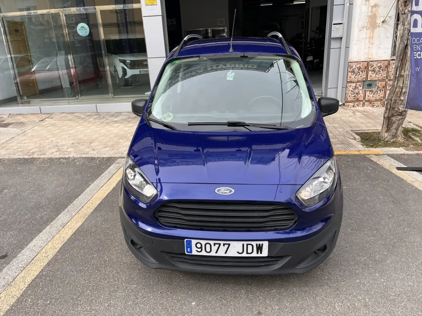 Ford Tourneo Courier 1.5TDCi Trend 95 Bleu - 2