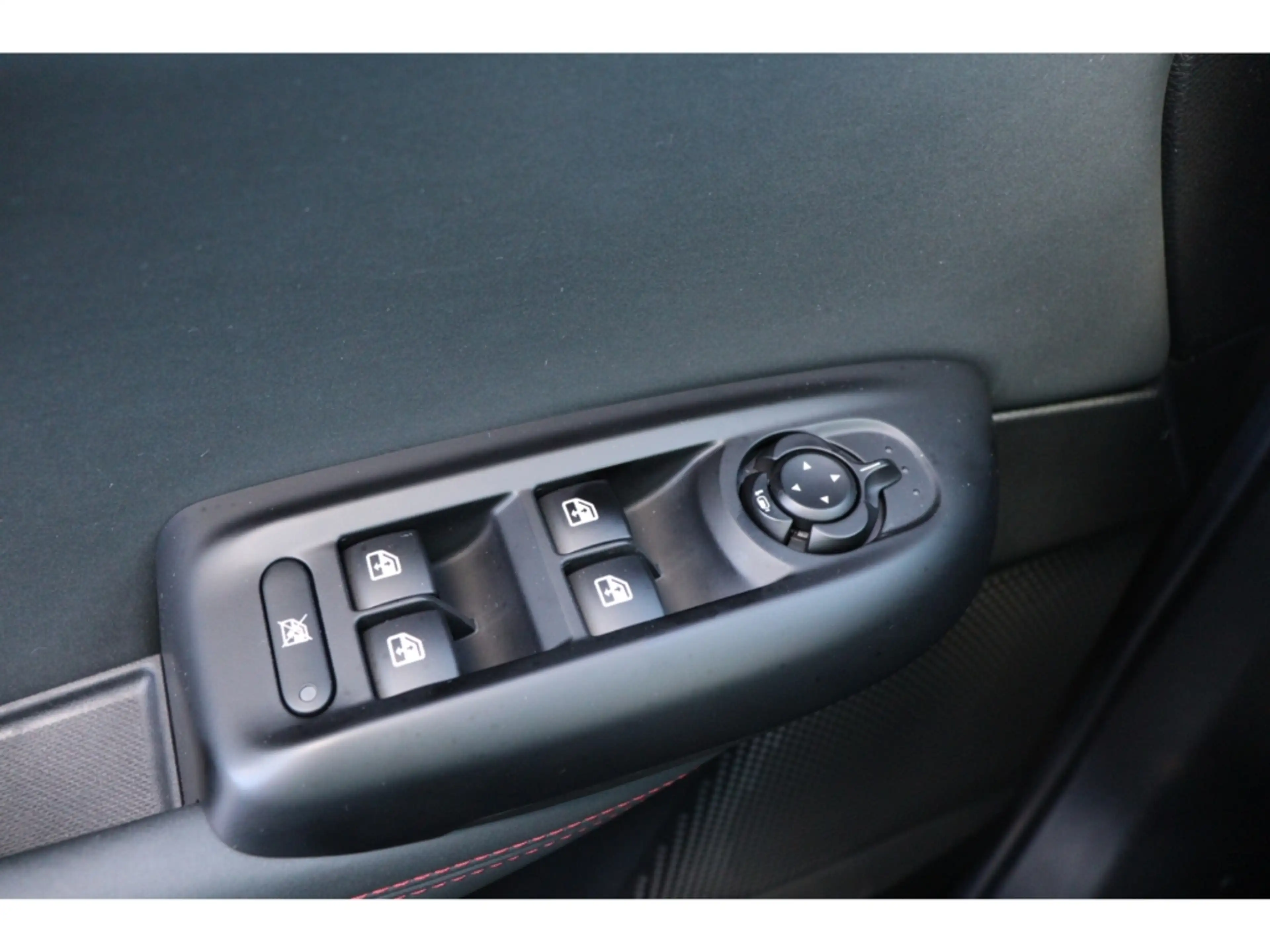 Alfa Romeo Tonale SPECIALE 1.5 VGT HYBRID 160PS NAVI WINTER KAMERA — photo 15