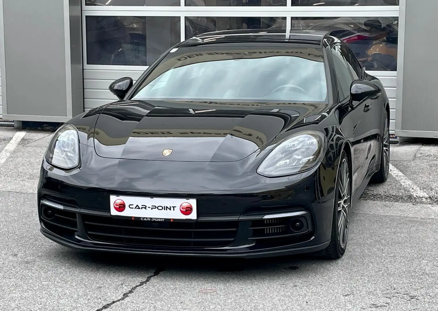 Porsche Panamera 4 E-Hybrid Sport Turismo Aut. Schwarz - 1