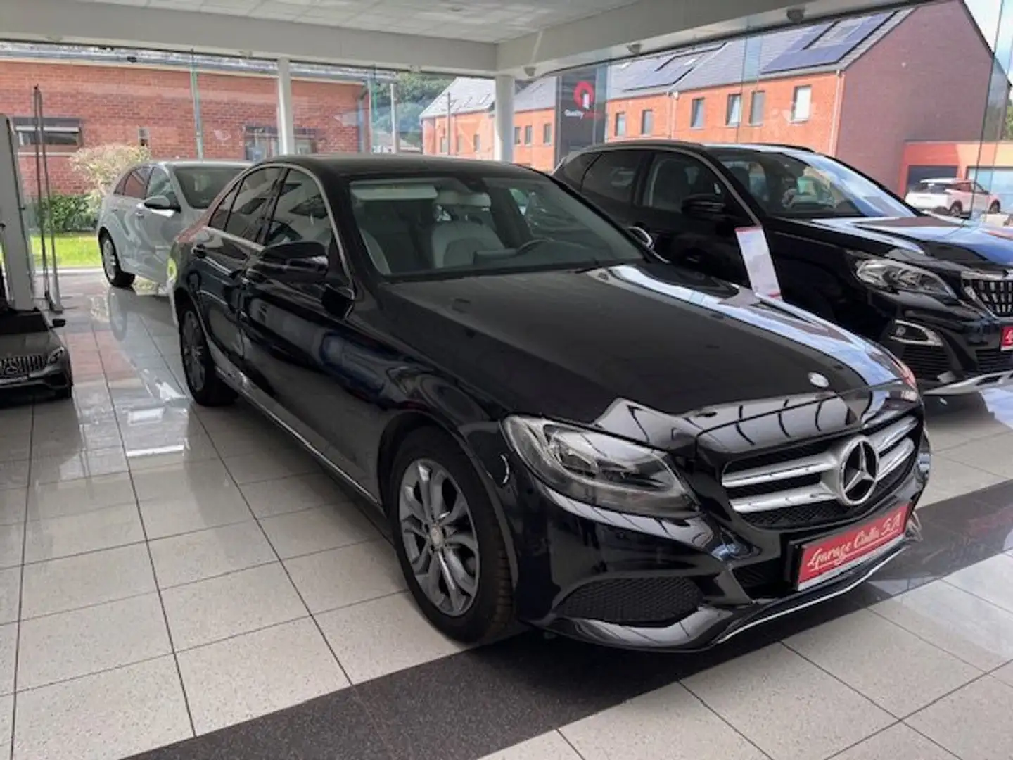 Mercedes-Benz C 180 BERLINE Zwart - 1