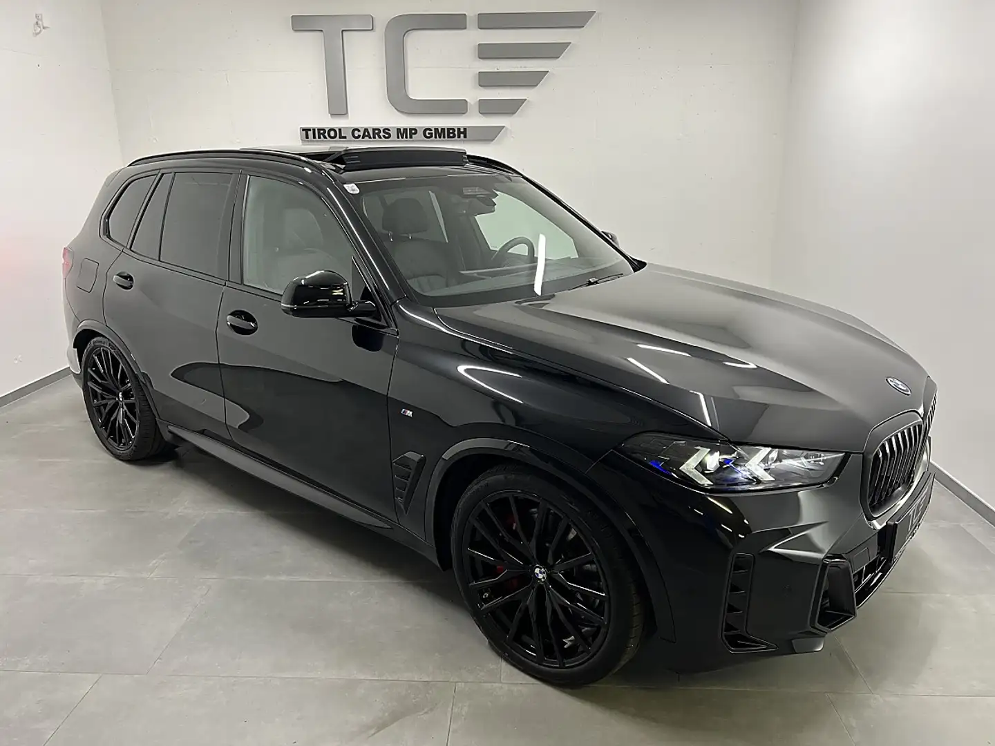 BMW X5 xDrive50e  Sky Lounge, 22Zoll, M Paket, Integra... Schwarz - 1
