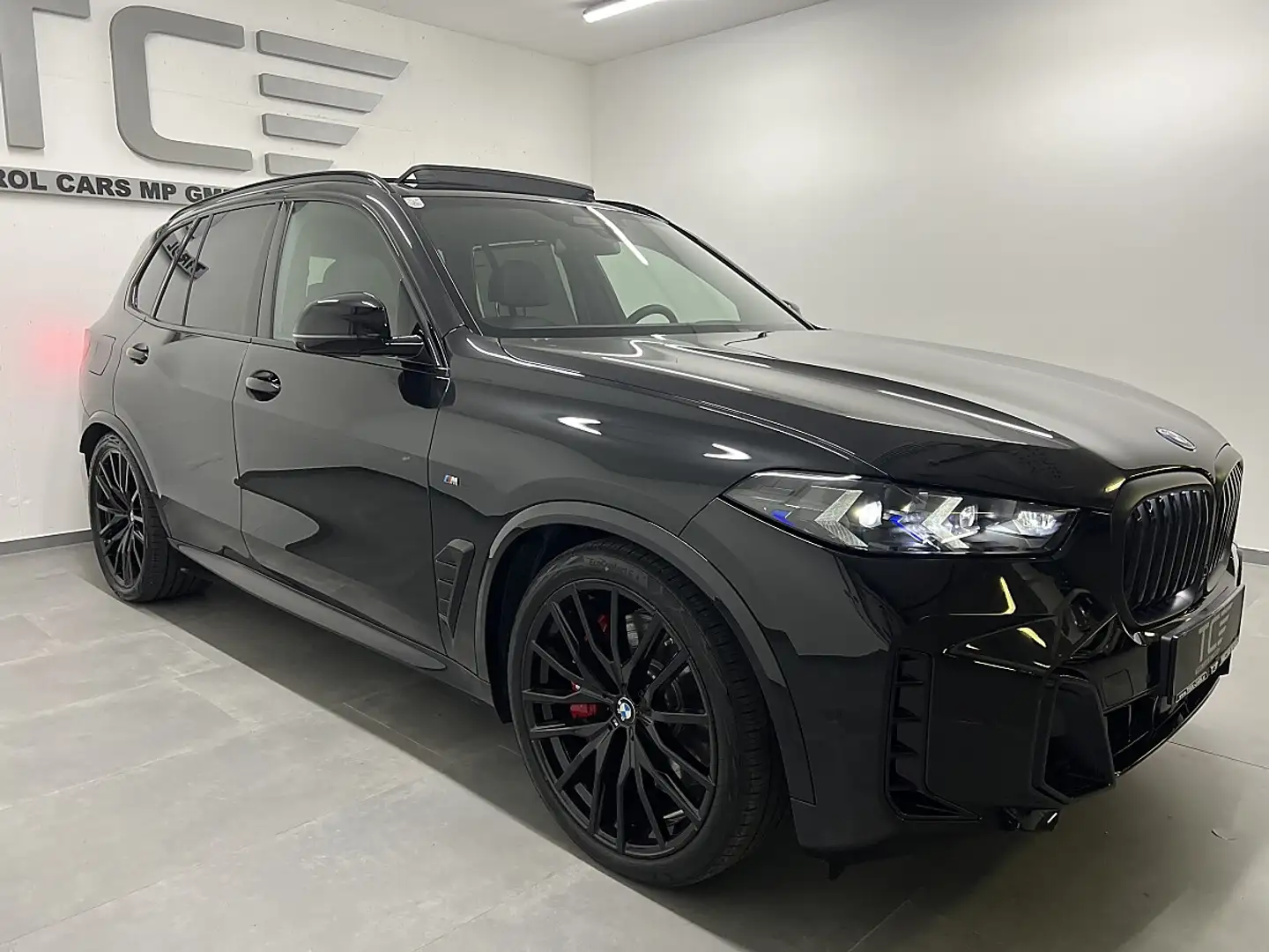BMW X5 xDrive50e  Sky Lounge, 22Zoll, M Paket, Integra... Schwarz - 2