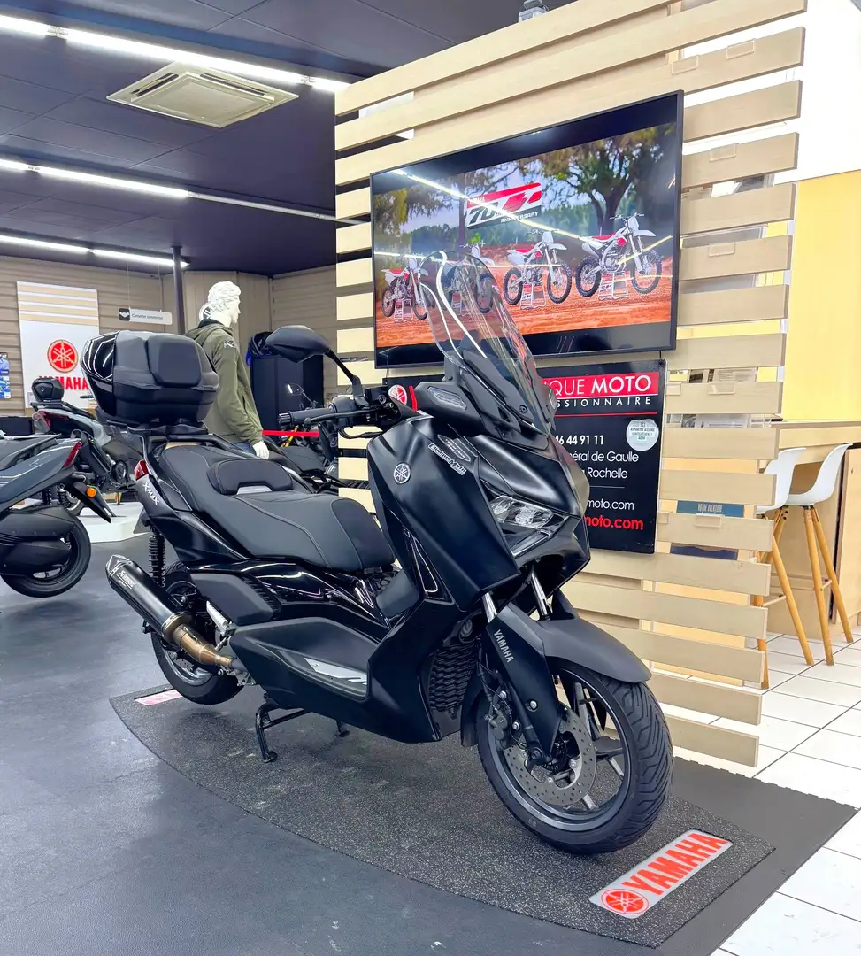 Yamaha X-Max 300 Negro - 2