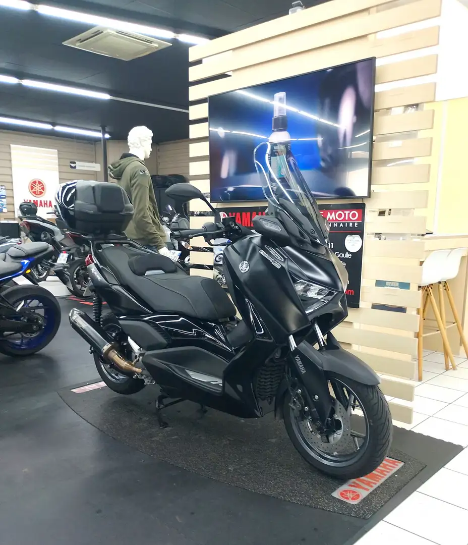 Yamaha X-Max 300 Noir - 2