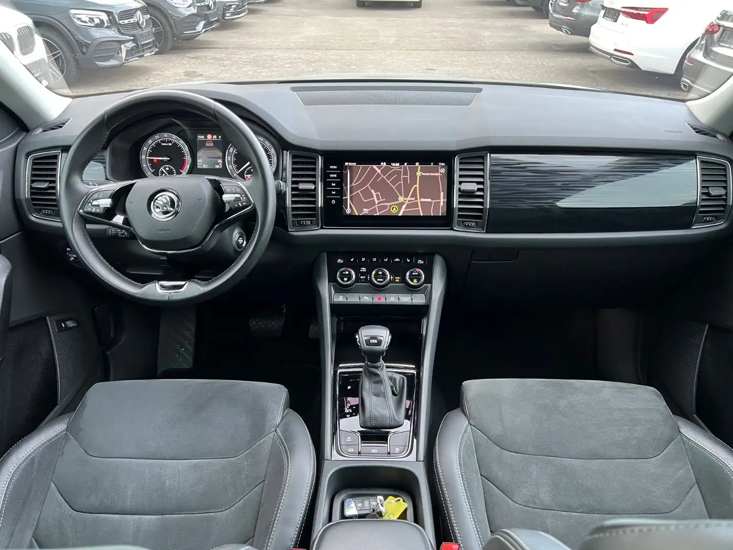 Skoda Kodiaq Style*Maxi-DOT*Family-Paket*7-Sitz*Rückfa Grau - 2