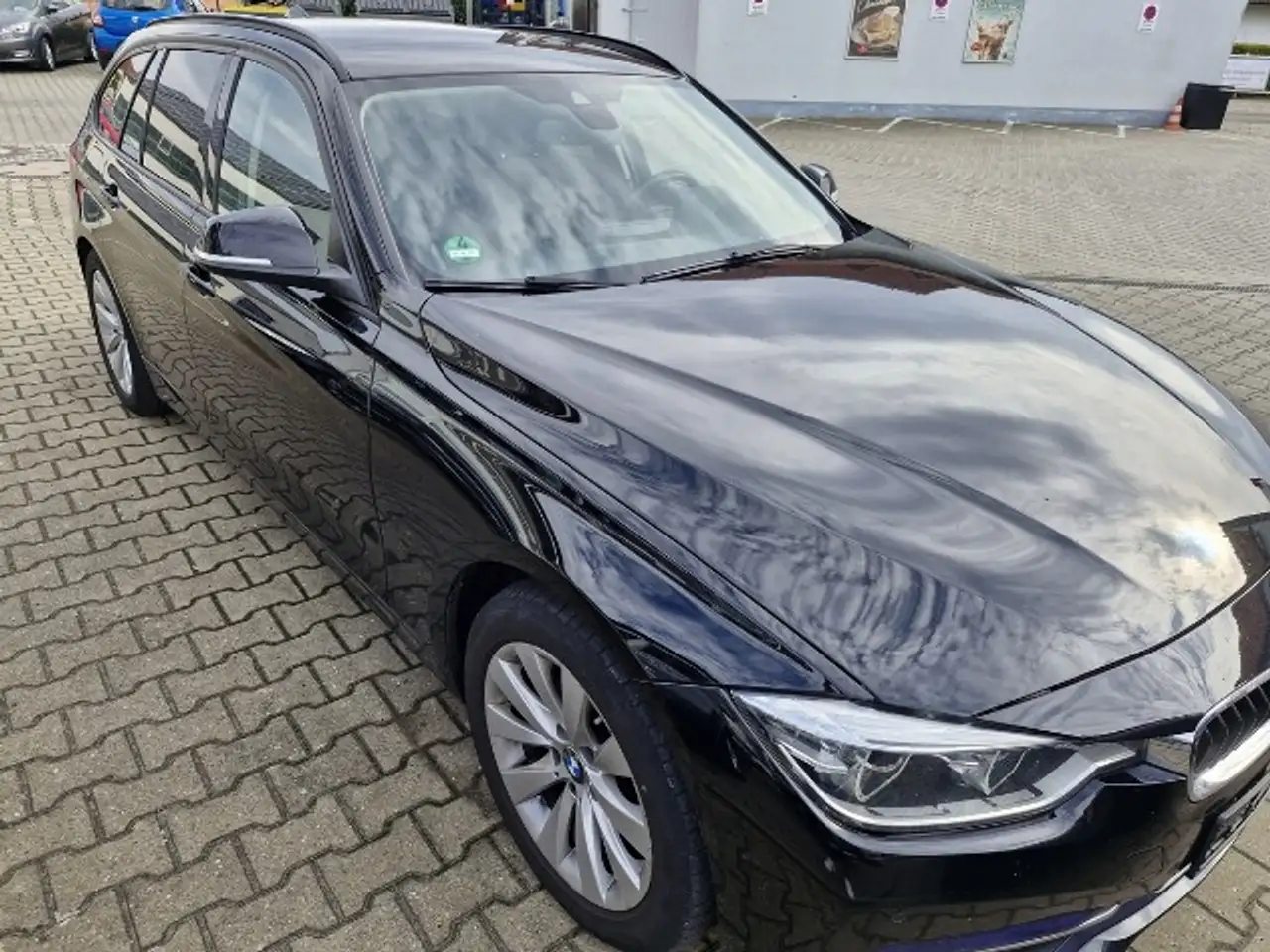 BMW 320 Touring 320 d Sport Line 8-fach ber. Navi AHK Bus — photo 2