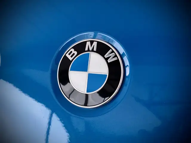 BMW X2 view 13