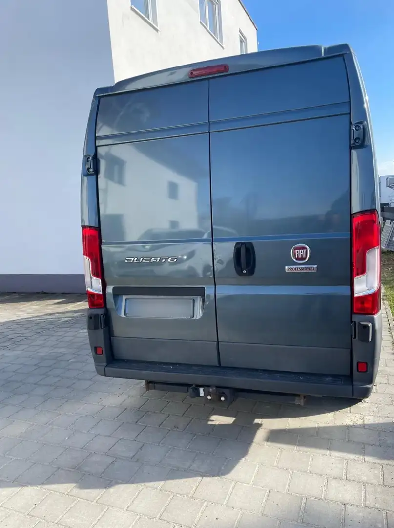 Fiat Ducato multijet 130 Blau - 2