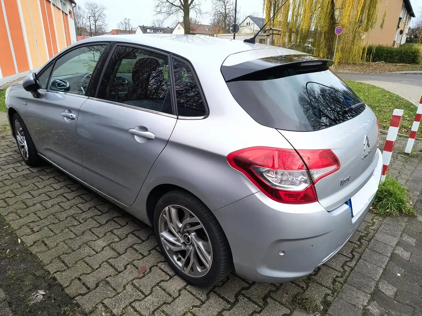Citroen C4 Exclusive Grau - 2
