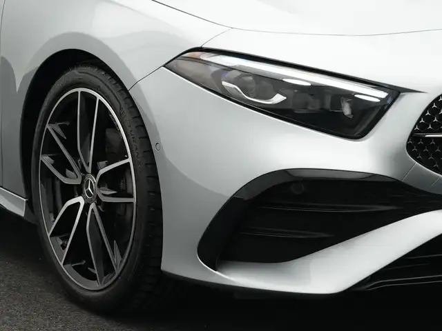 Mercedes-Benz A Class view 9