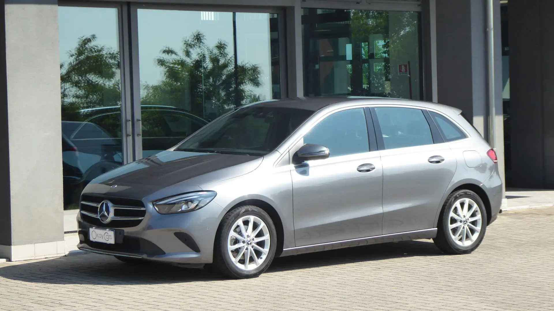 Mercedes-Benz B 180 d Automatic Sport Plus Gris - 1
