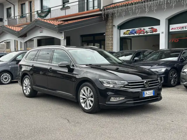 Volkswagen Passat Variant Passat VIII Variant 2.0 tdi Executive 150cv dsg