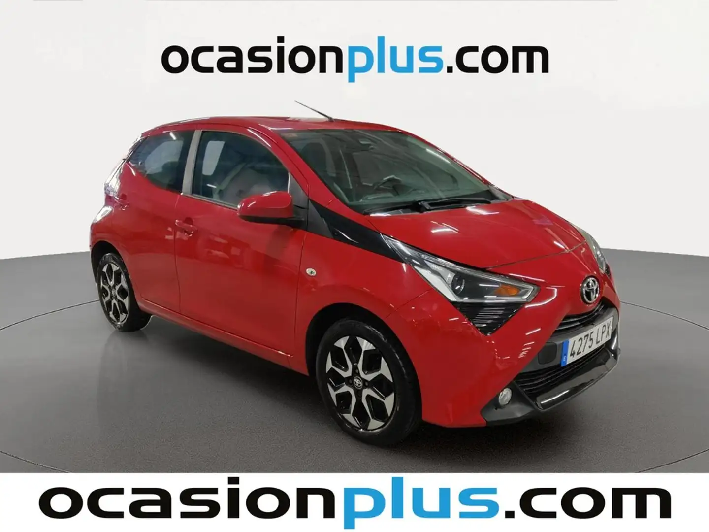 Toyota Aygo 70 x-play Rojo - 2