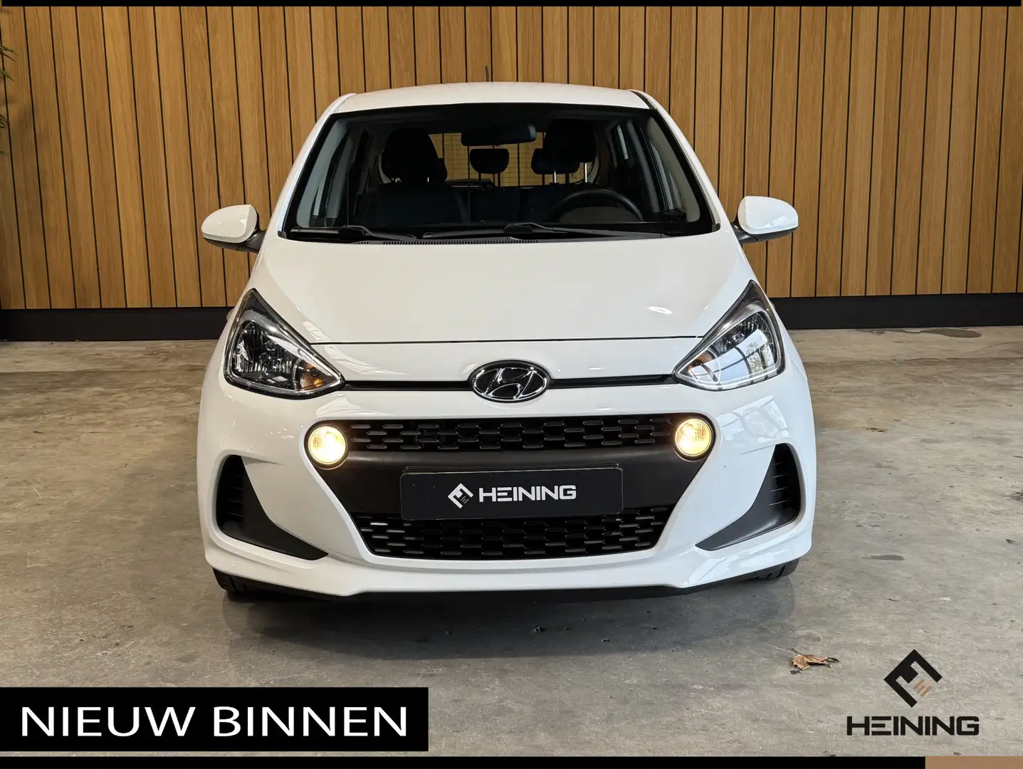 Hyundai i10 1.0i Comfort 5p. Automaat. Airco. 27700 km !!! Wit - 2