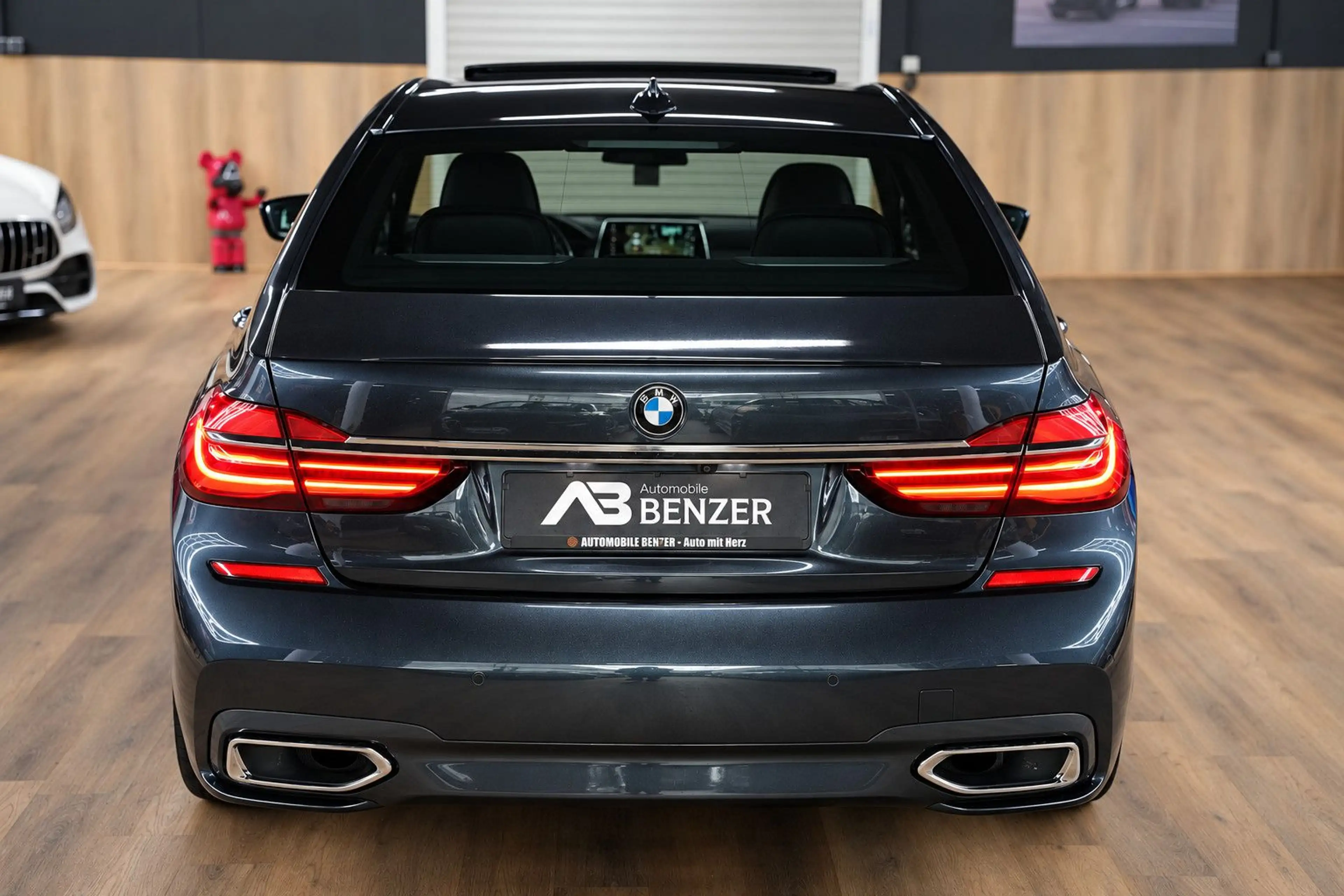 BMW 750 750 xDrive*M-Paket*S-Dach*Bowers&Wilkins*HUD — photo 8