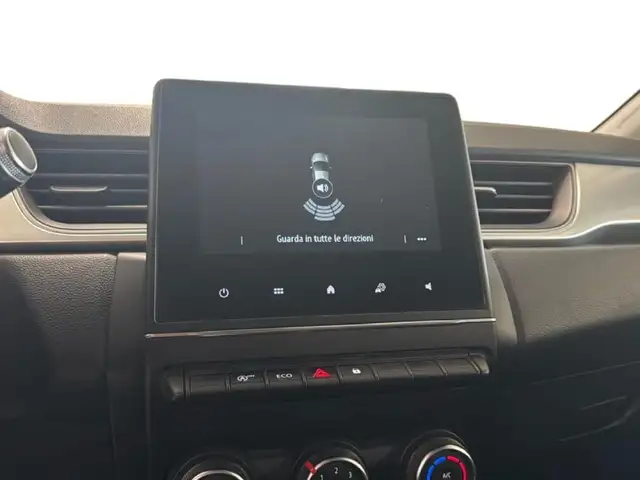 Renault Captur view 10