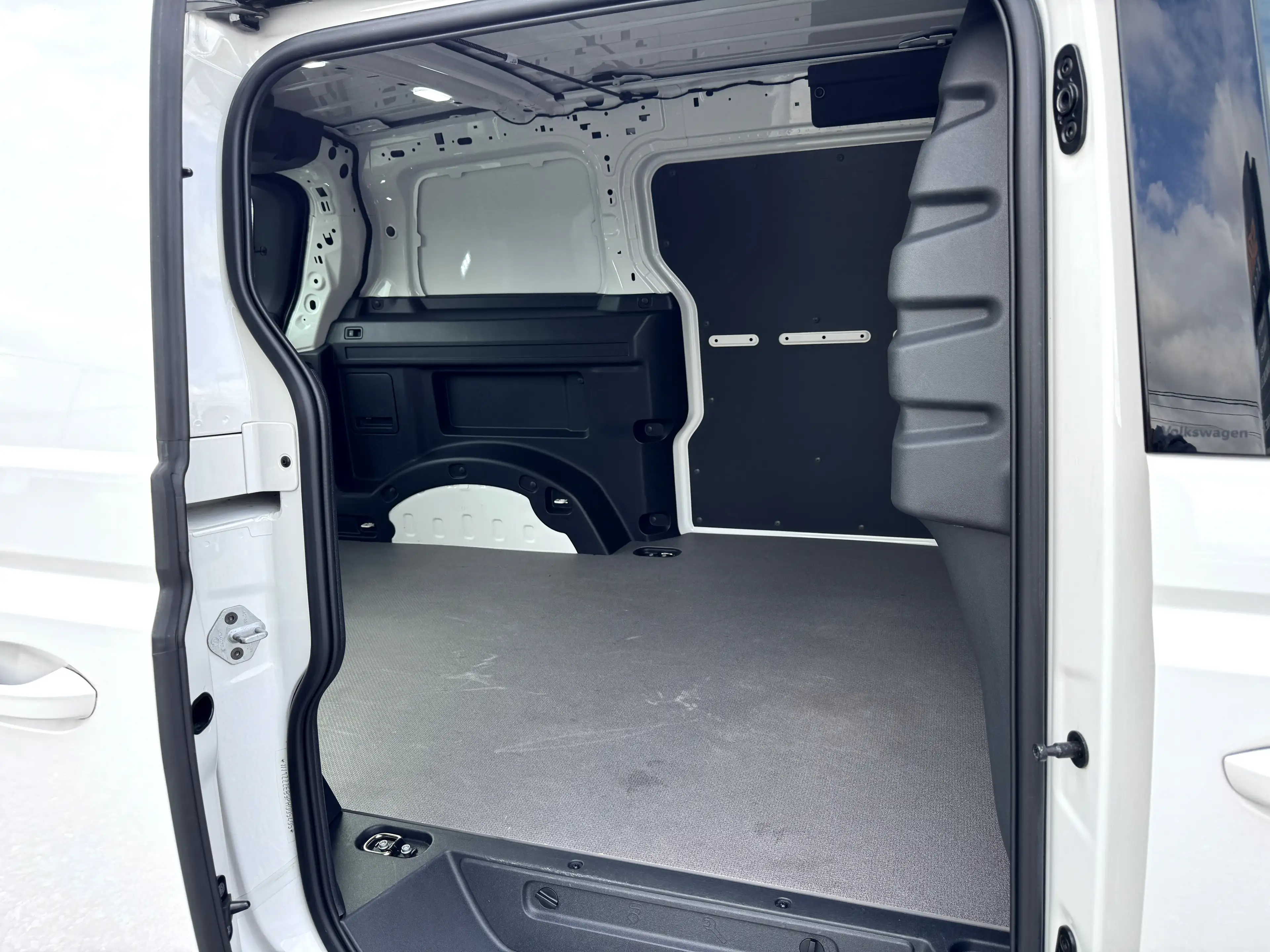 Volkswagen ID. Buzz Cargo 77 kWh Cargo 150KW **FULL**//GARANTIE// 33050€H — photo 11