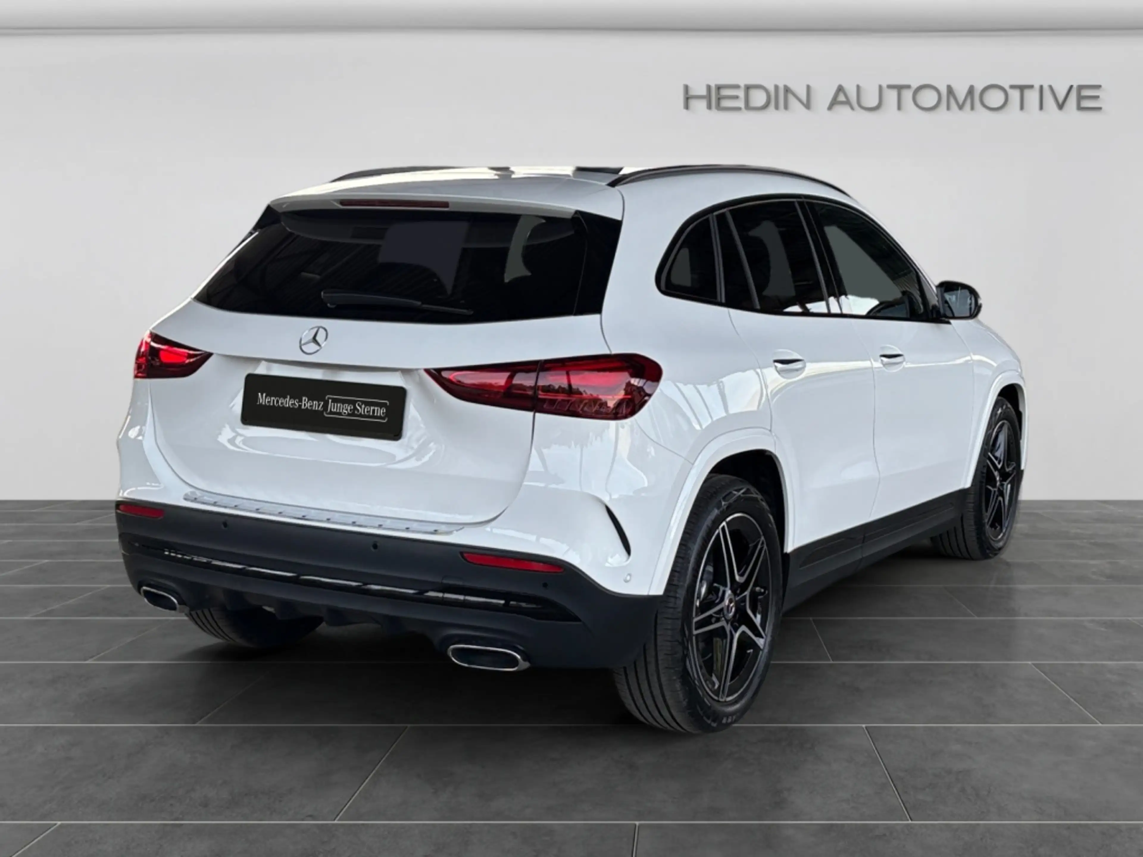 Mercedes-Benz GLA 250 4MATIC AMG|BURM|NIGHT|AMBI|MBUX|SHZ|HUD — photo 6