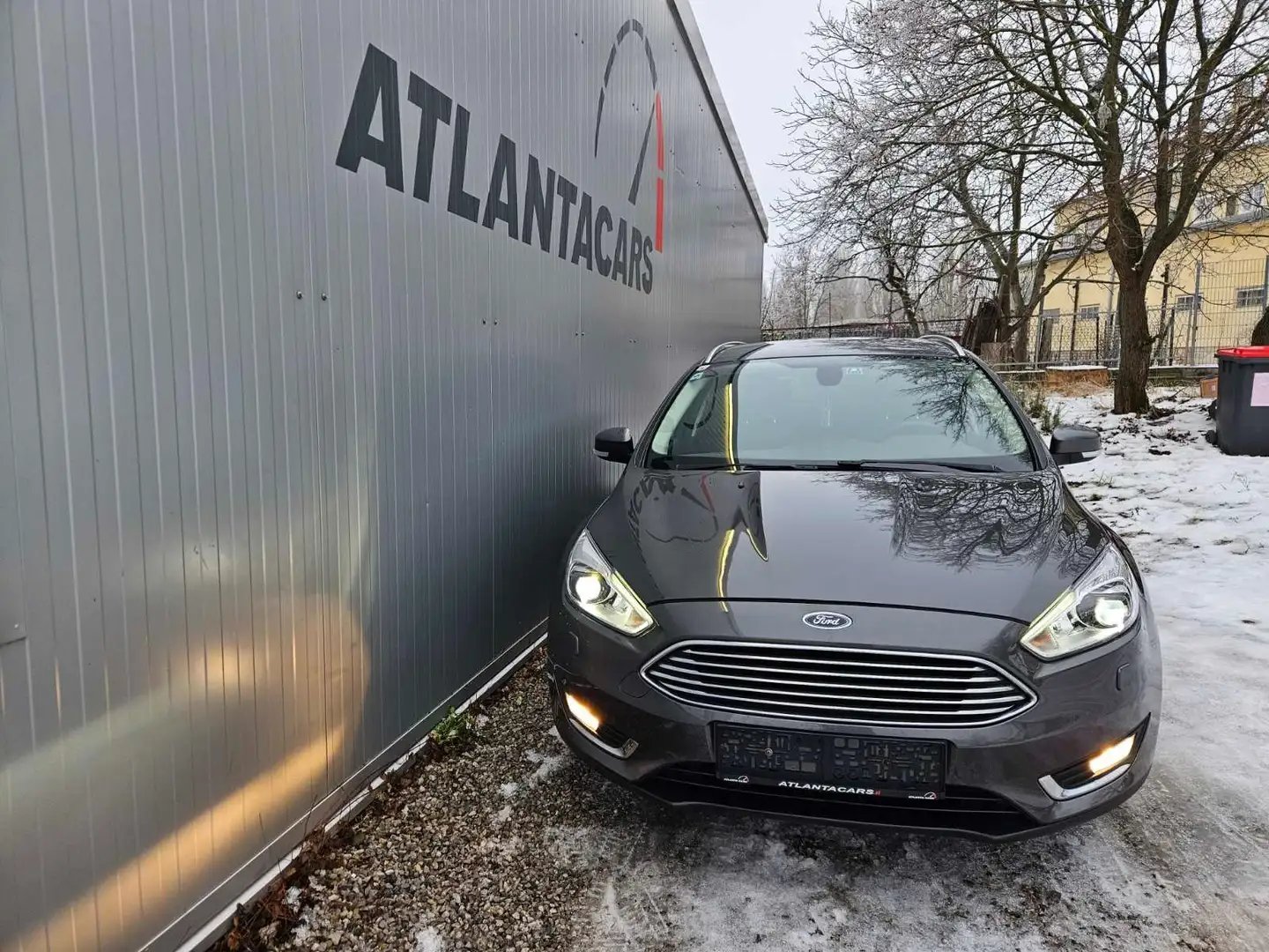 Ford Focus Focus Traveller 2,0 TDCi Titanium Titanium Grau - 2