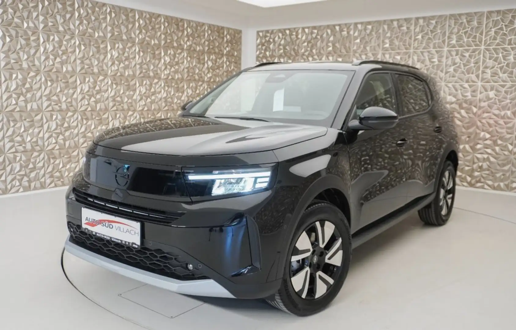 Opel Frontera Hybrid. GS. 1.2 Direct Injection Turbo. 1 Schwarz - 1