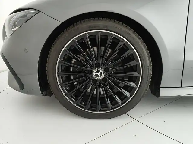 Mercedes-Benz Cla Class view 11