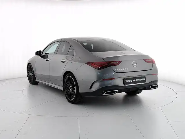 Mercedes-Benz Cla Class view 3