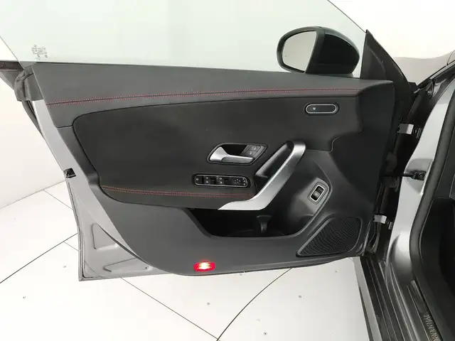 Mercedes-Benz Cla Class view 13