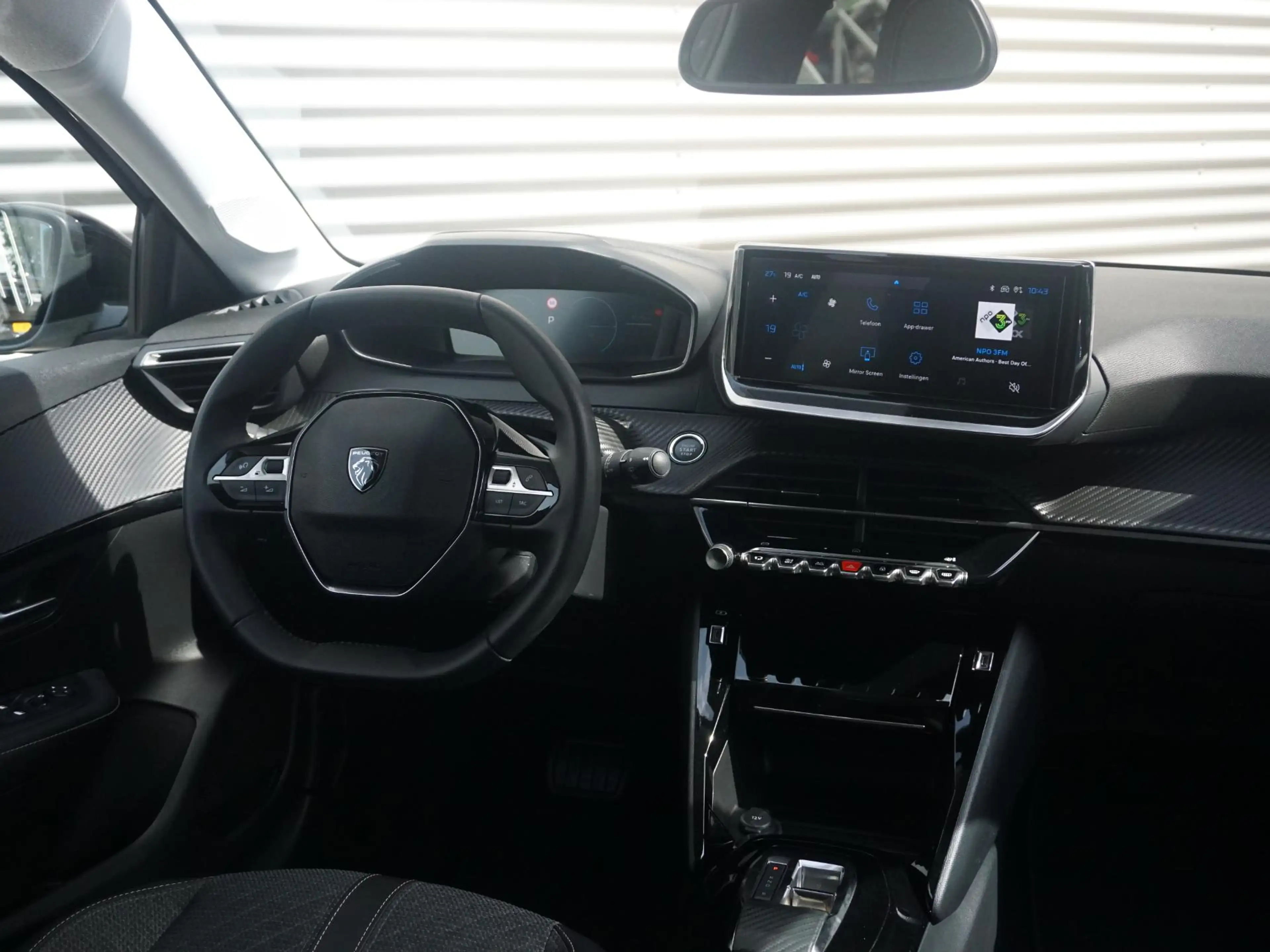 Peugeot e-208 EV Allure Avantage 51 kWh SOH 97% | CARPLAY | PARK — photo 8