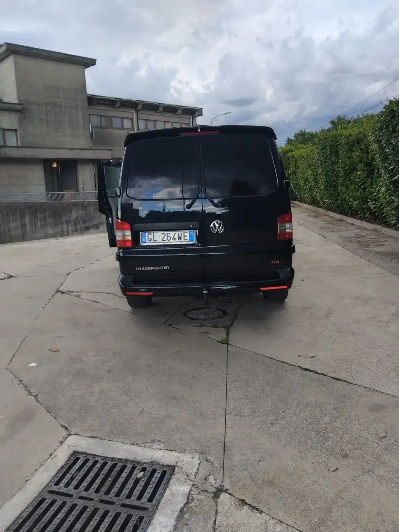 Volkswagen T5 Transporter - 2