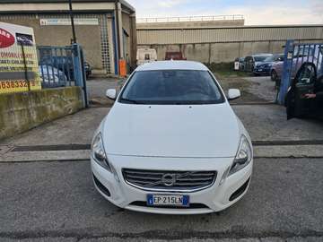 diesel 1.6 v60 drive powershift summum