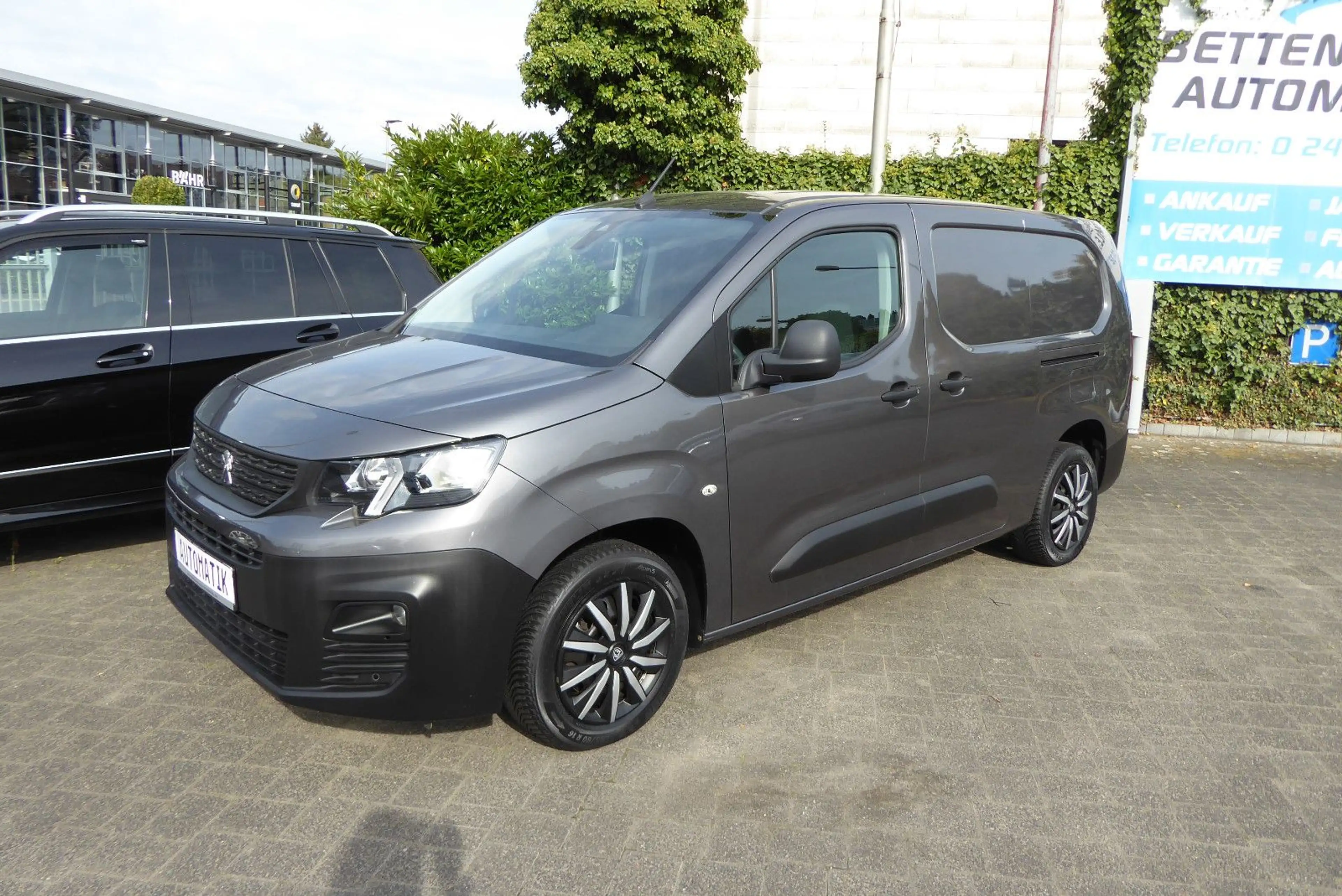 Peugeot Partner Asphalt L2 Automatik Navi AHK R-Kamera