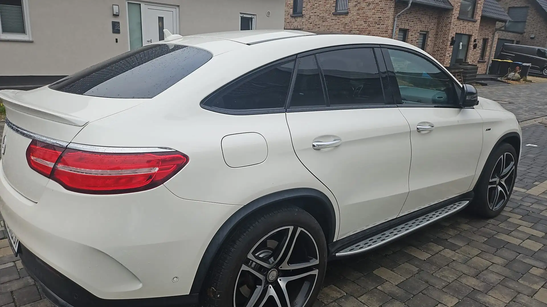 Mercedes-Benz GLE 450 GLE-Coupe Coupe AMG 4Matic 9G-TRONIC Alb - 2