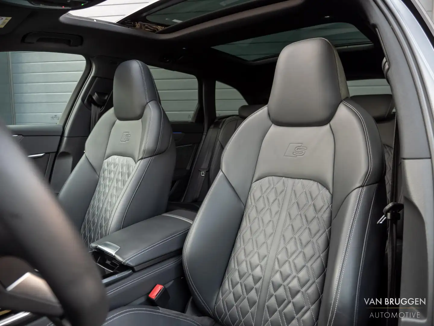 Audi A6 Avant 55 TFSI E Quattro S-Line Pano RS-Stoelen BTW Grijs - 2