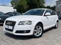 Audi A3 Sportback 1.4 TFSI Attraction/S-Heft/Xen/AHK Blanc - thumbnail 2
