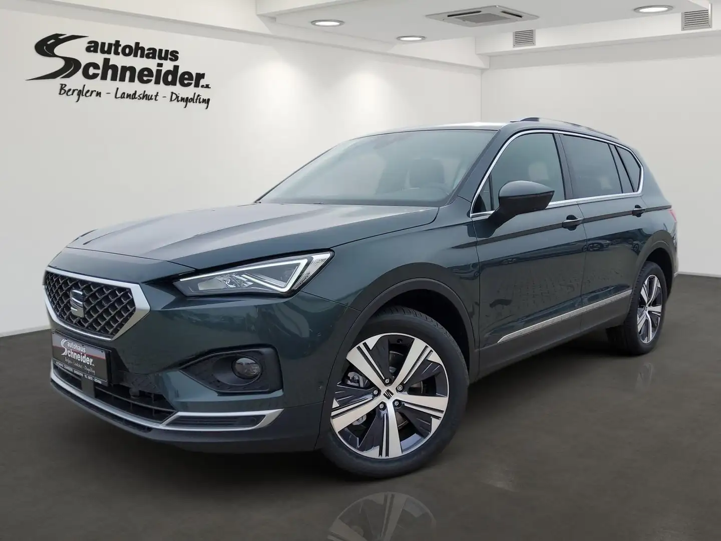 SEAT Tarraco 2.0 TDI 7DSG 4WD XCELLENCE AHK/LED/ACC/LED/BEATS/5 Grün - 2
