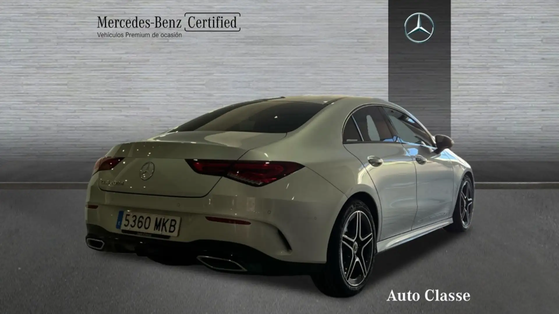 Mercedes-Benz CLA 200 D AMG LINE - 2