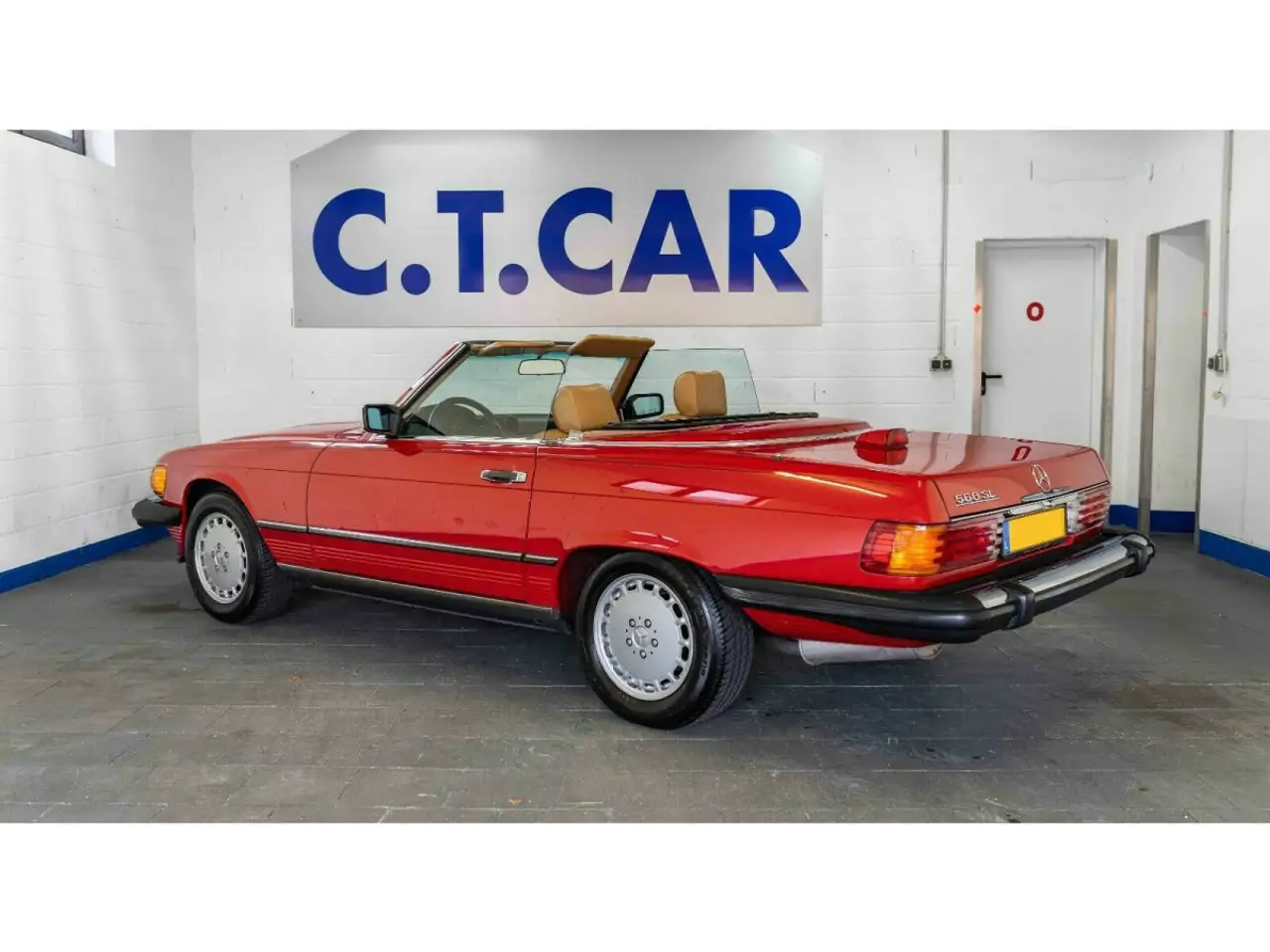 Mercedes-Benz SL 560 R107, foto 7