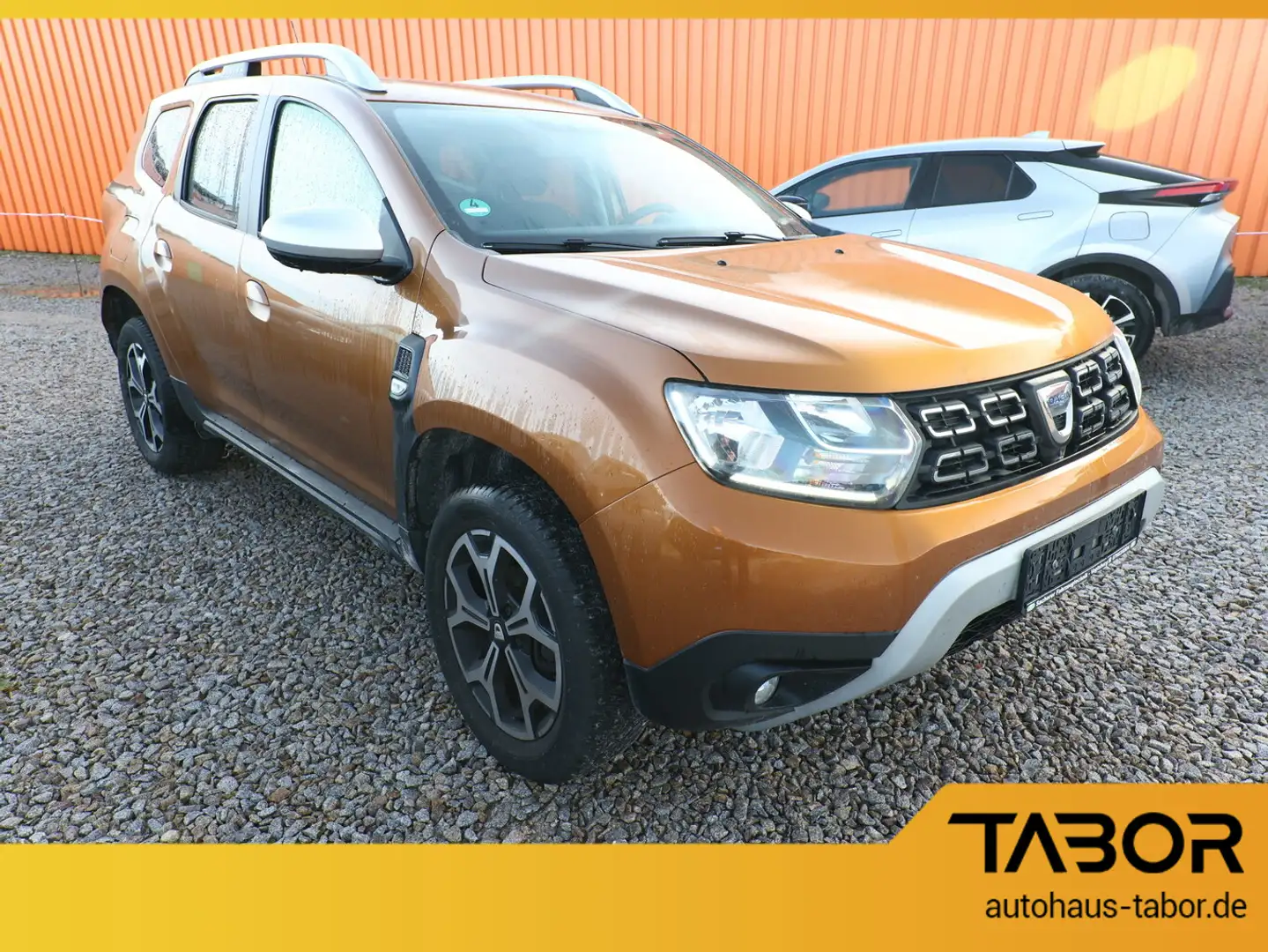 Dacia Duster II 1.6 SCe 115 Prestige Nav PDC SHZ Kam Orange - 2