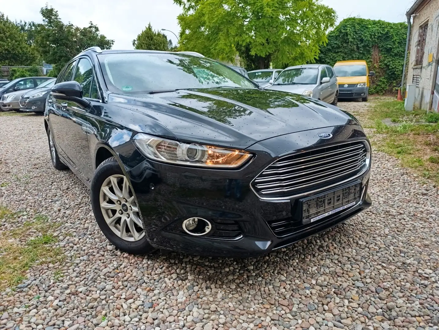 Ford Mondeo Turnier Titanium-TOP ZUSTAND Schwarz - 1